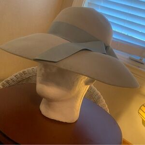 Vintage Flo-Denis Elegant Blue Wide-Brim Hat